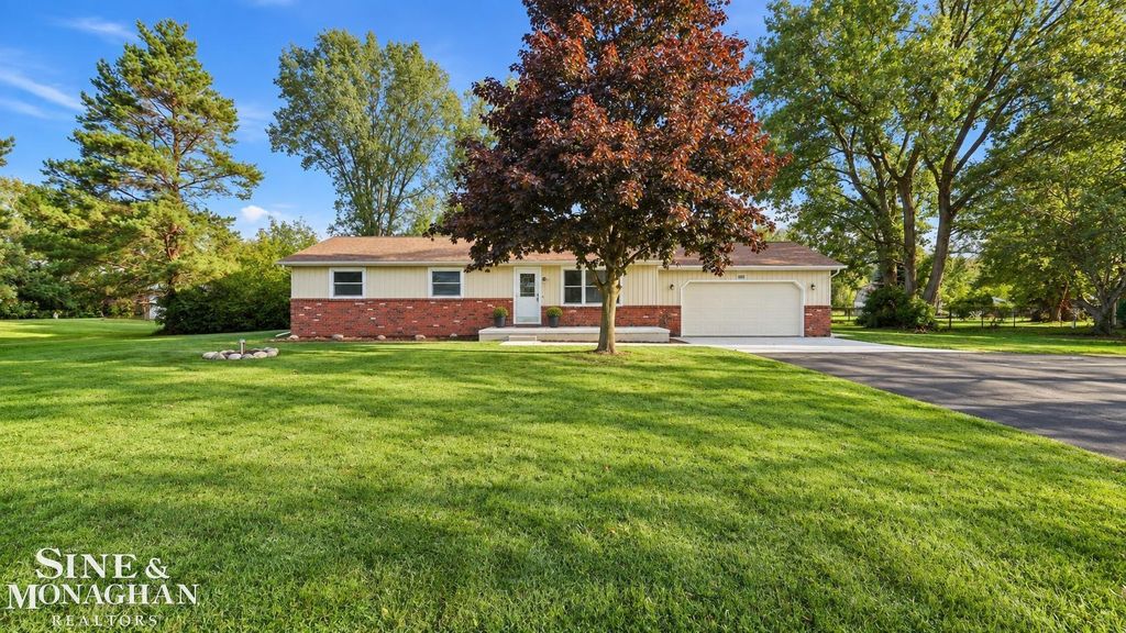 2310 Fred W Moore Hwy, Saint Clair
