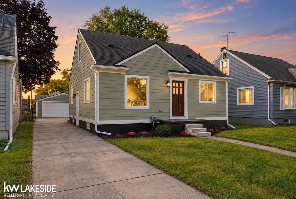 17800 Wexford St, Roseville