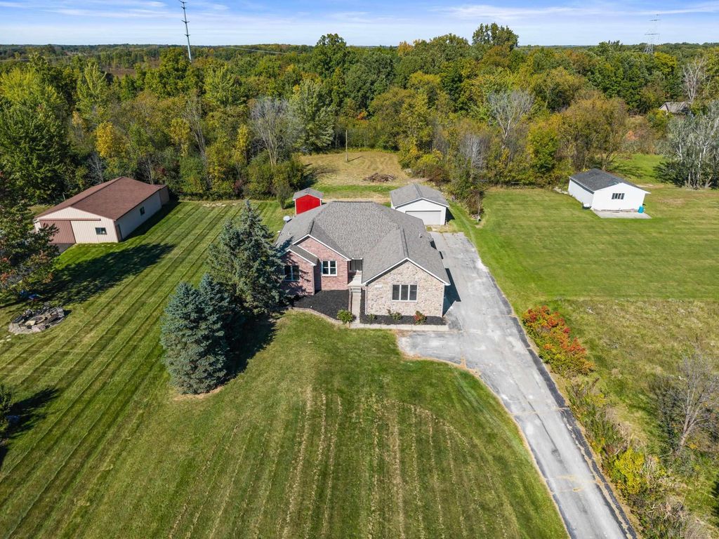 27777 29 Mile Rd, Lenox