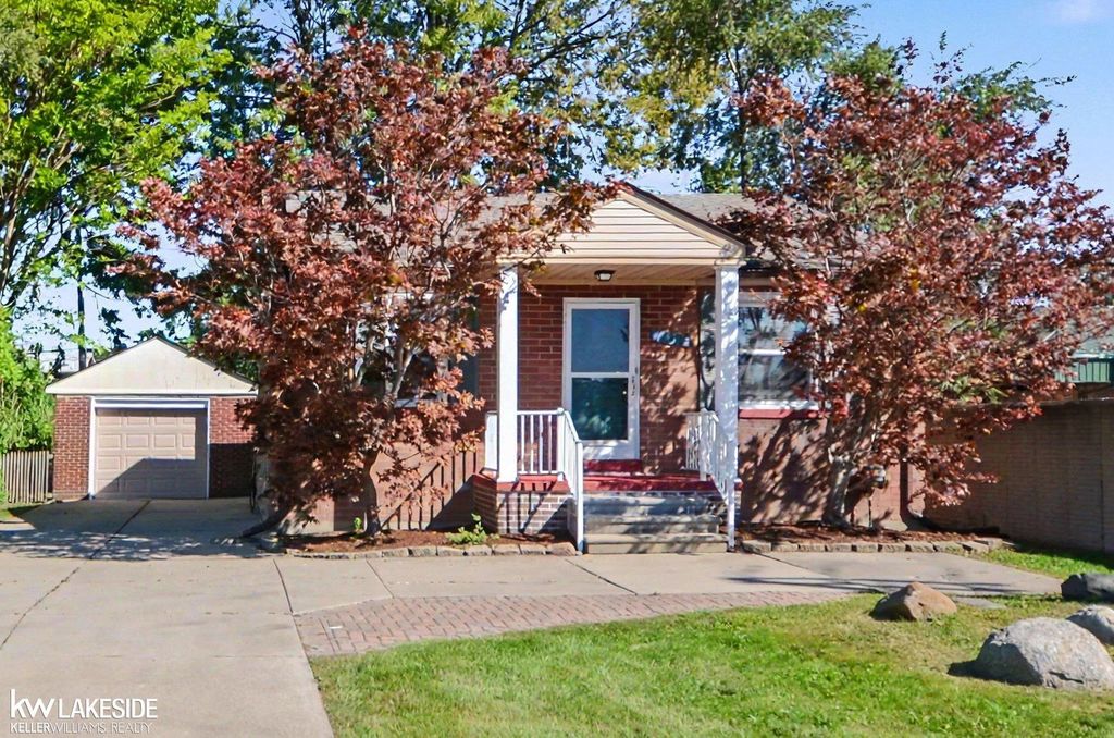 27716 Little Mack Ave, Saint Clair Shores