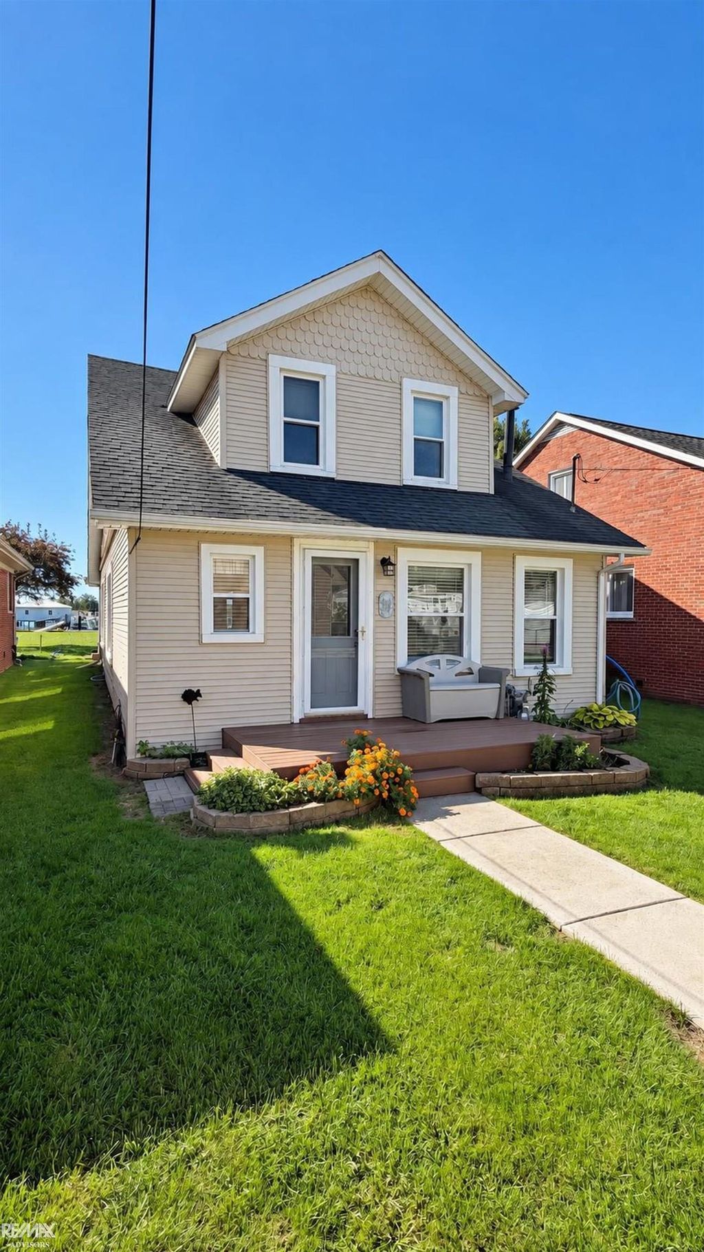 5915 Pointe Tremble Rd, Algonac