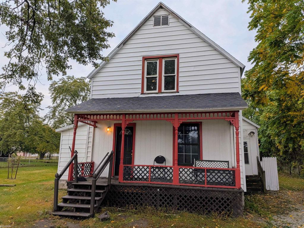 3114 28th St, Port Huron