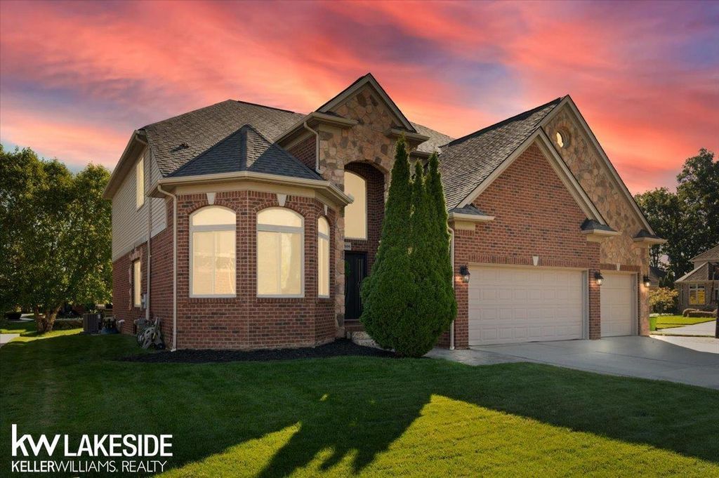 43526 Pintail Dr, Clinton Township
