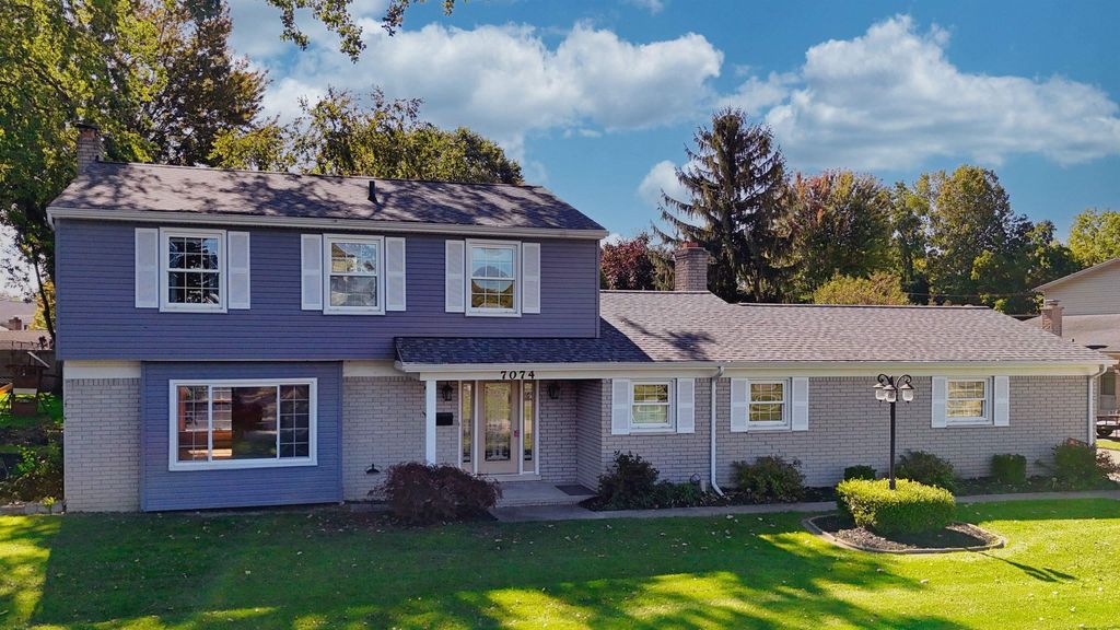 7074 Grenadier Ct, Shelby Twp
