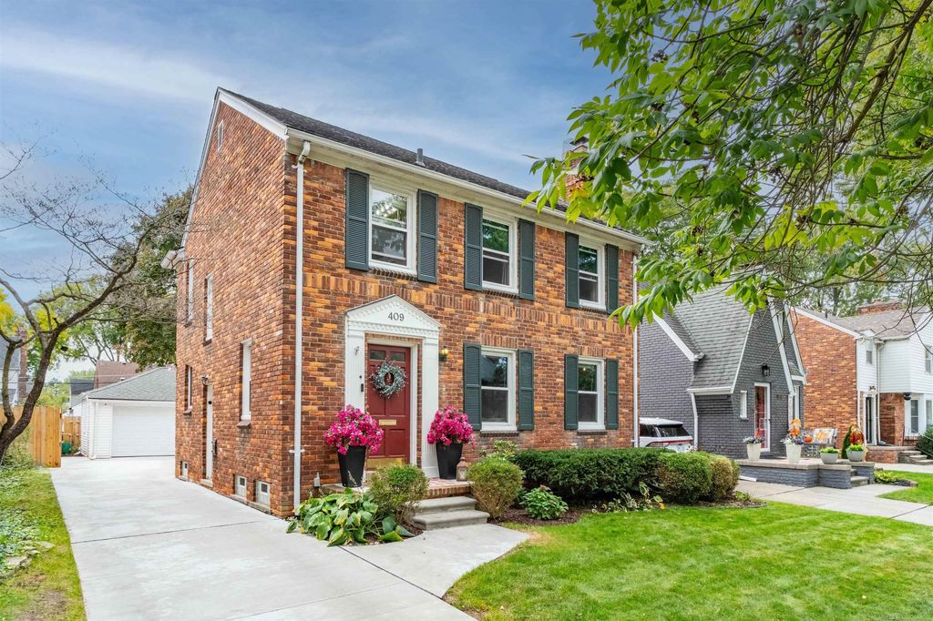 409 Madison St, Grosse Pointe Farms