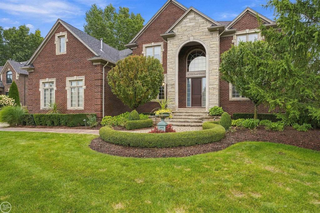 62578 Pond Dr, Washington Twp