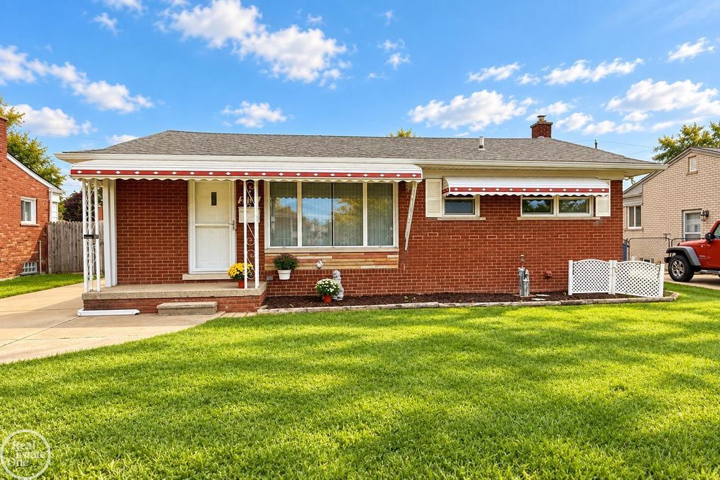 25129 Wagner Ave, Warren
