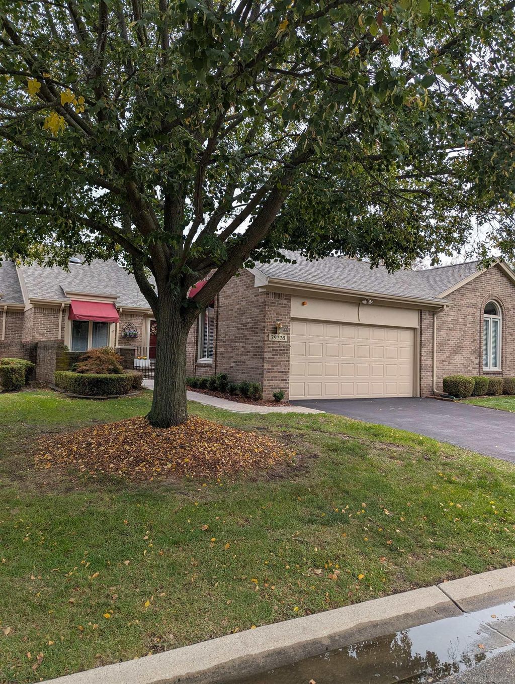 39778 Mount Elliott Dr, Clinton Township