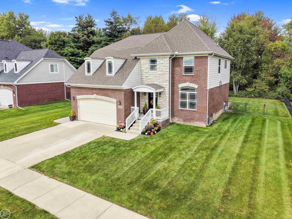 26699 Boston Dr, Chesterfield