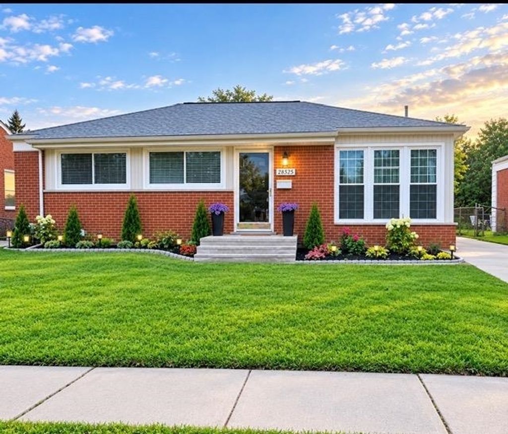 28525 Beste St, Saint Clair Shores