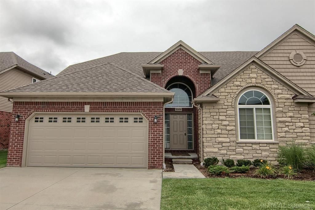 30496 Berghway Trl, Warren