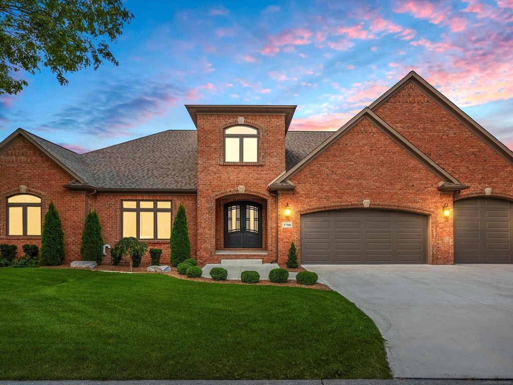 3708 Riverview Terrace N, East China