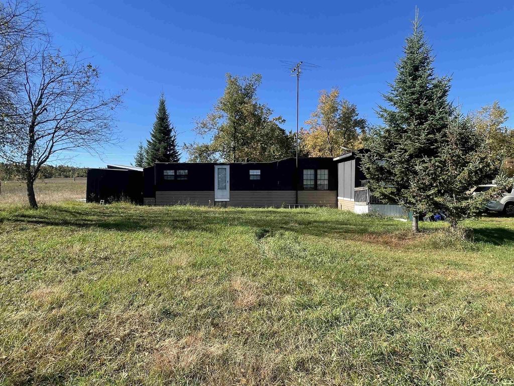 9240 N Elmac Circle, Gaylord
