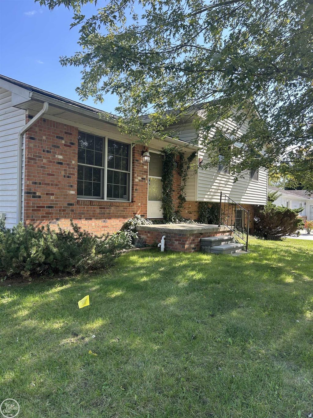 3255 Hessel, Rochester Hills