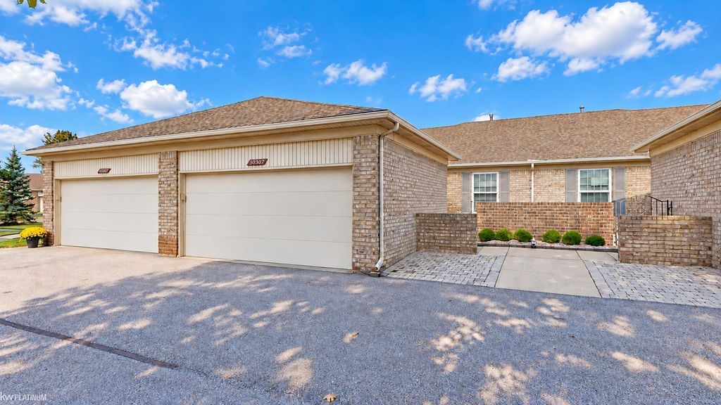 50307 Brockton Ct, Macomb