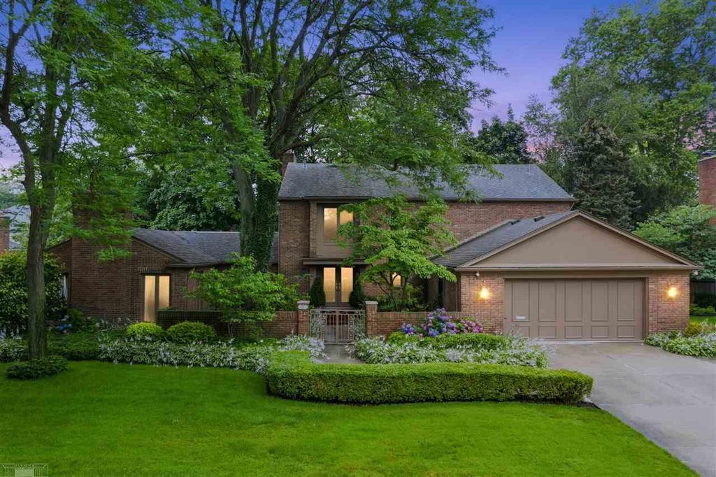 47 Fordcroft Rd, Grosse Pointe Shores