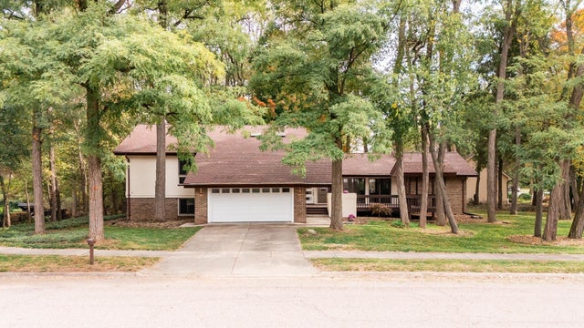 3826 Pine Knoll Dr, Unknown City