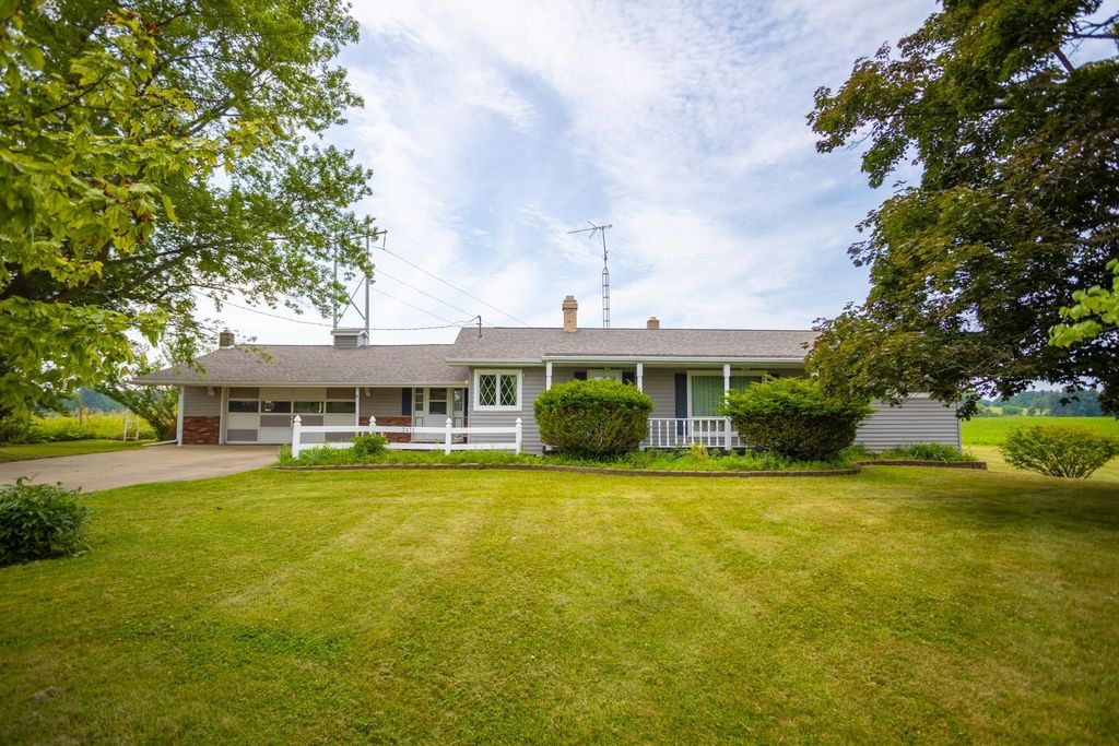 3475 W Brewer Rd, Bennington township