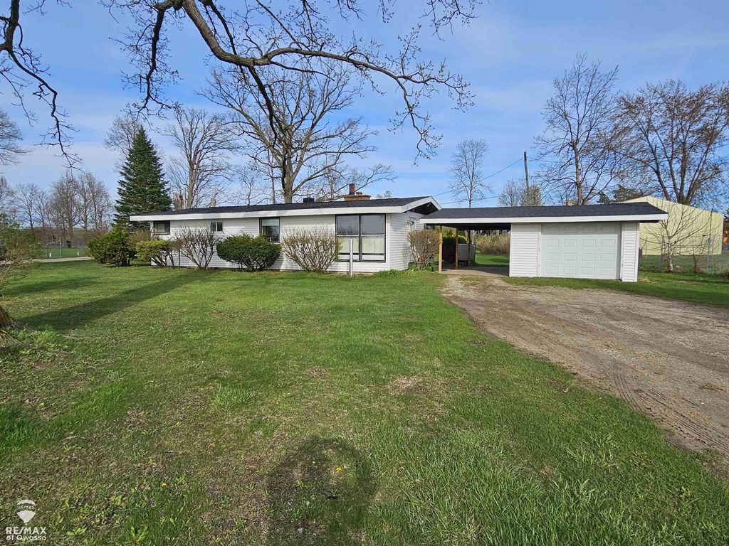 5130 N M-52 Hwy, Owosso charter township