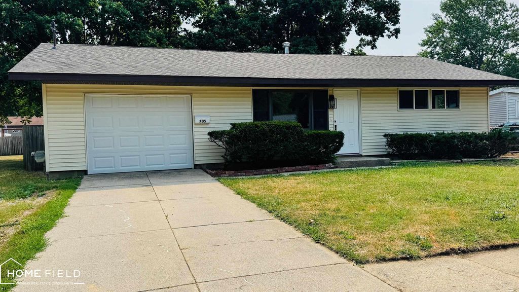 705 Isham St, Owosso city