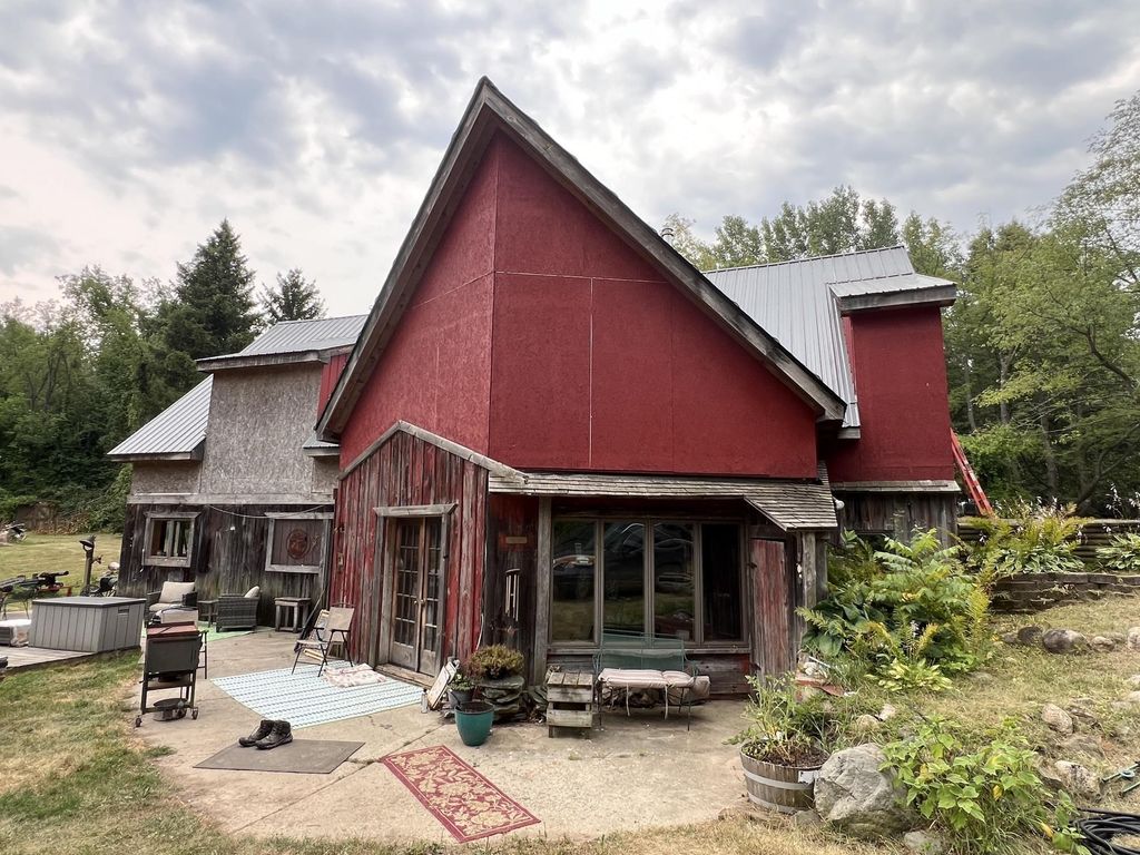 11146 Lovejoy Rd, Argentine township