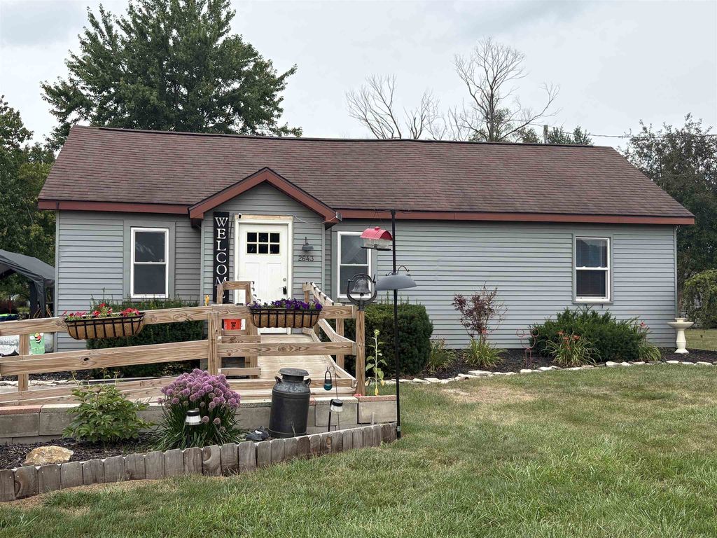 2643 S Center Rd, James township