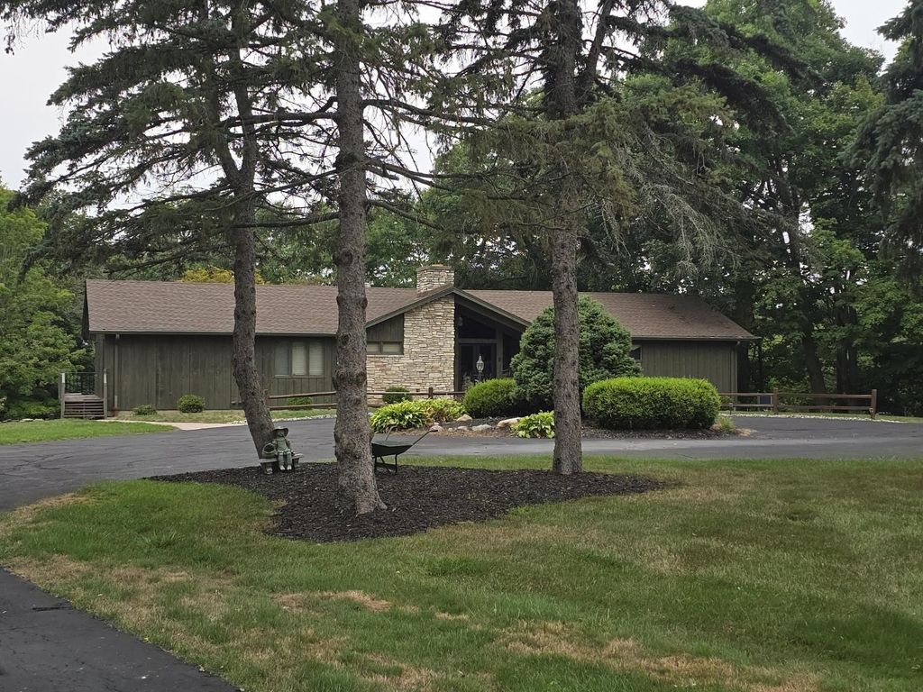 2767 Park Ln, Owosso charter township