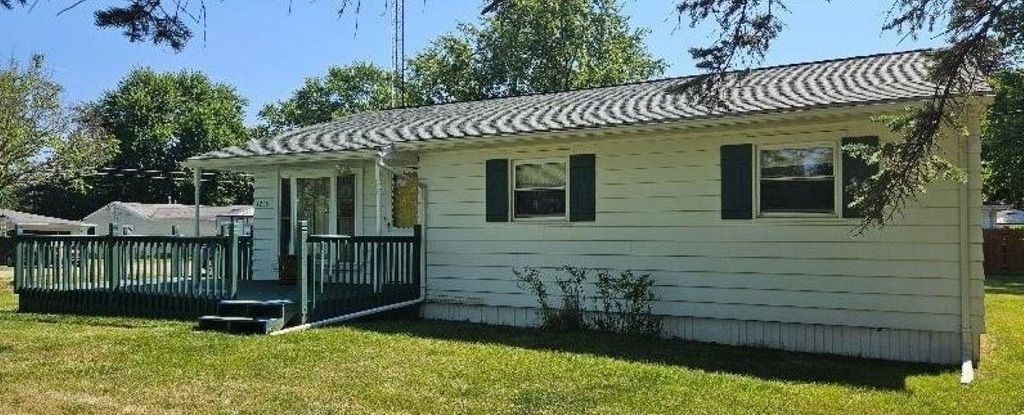 1266 Cleveland Ave, Owosso charter township