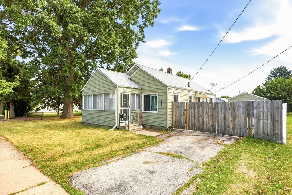 1503 S Vanburen St, Bay City city