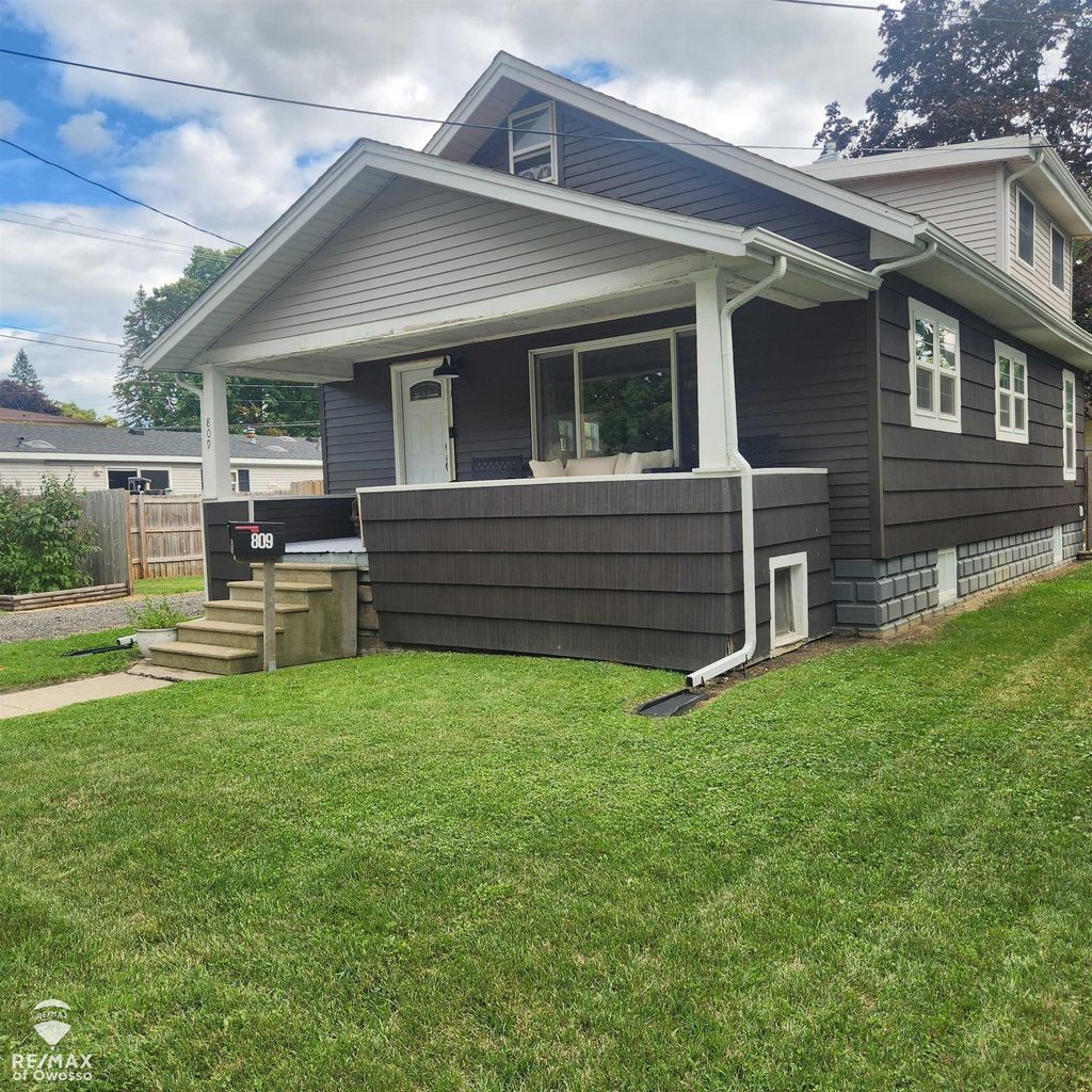 809 Ryan, Owosso city