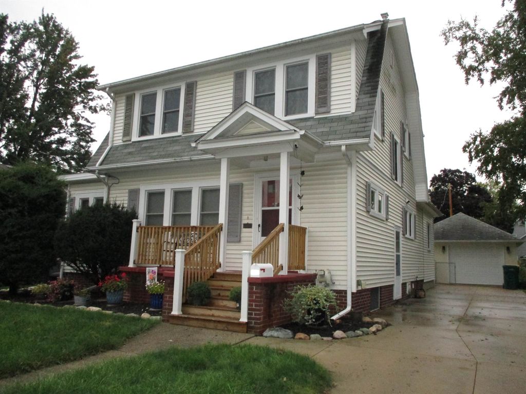 507 Marquette St, Durand