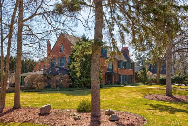 27 W Hannum Blvd, Saginaw charter township