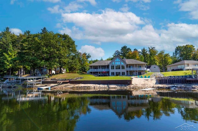 3315 N West Branch Dr, Secord township