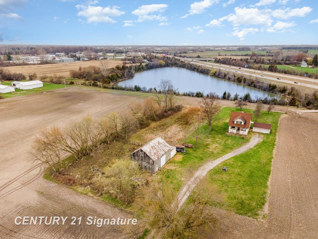 5775 Venoy Rd, Kochville township