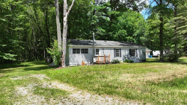 820 W Sand Beach Dr, Edenville township
