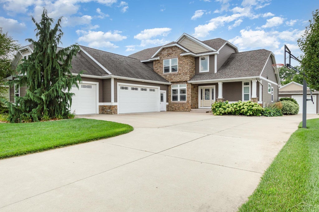 8311 Summer Ridge Dr, Tittabawassee township