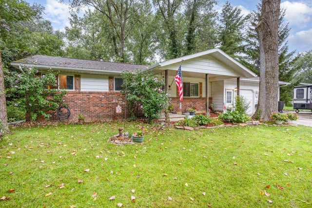 1428 S 8 Mile Rd, Beaver township