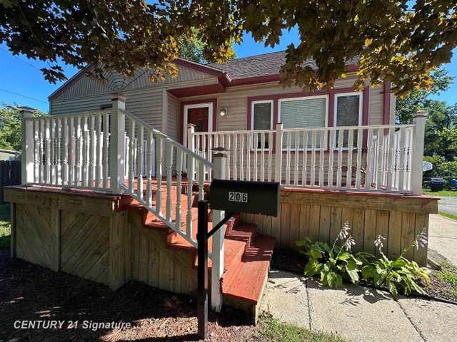 206 Campbell St, Bay City city