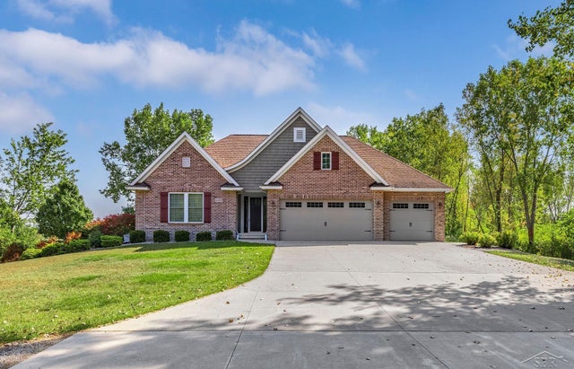 1255 S 9 Mile Rd, Kawkawlin township