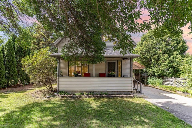 812 E Grove St, Midland city