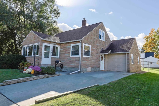 1704 S Jefferson, Bay City city