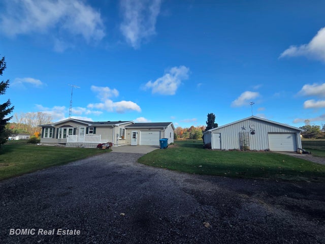 4100 W Saginaw, Vassar city