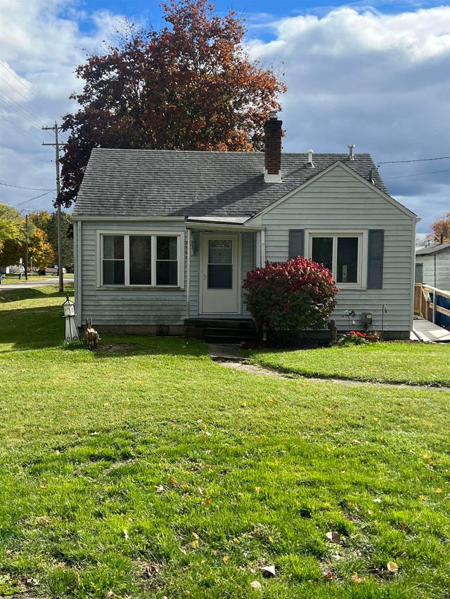 3590 Lincoln St, Carrollton township