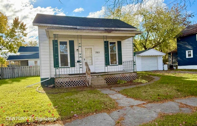 705 Wayne St, Saginaw city