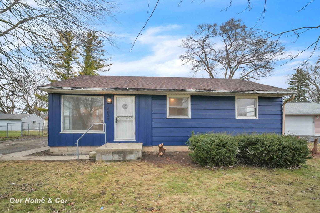 4637 S Gregory St, Buena Vista charter township