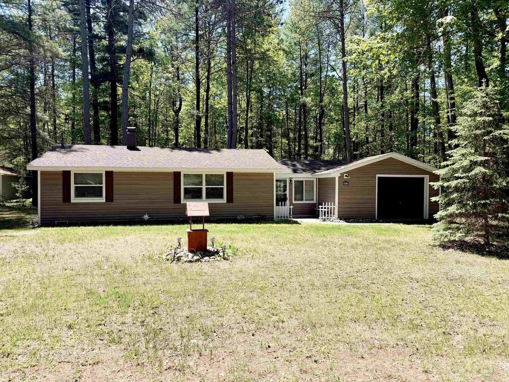 4019 E Higgins Lake Dr, Gerrish township