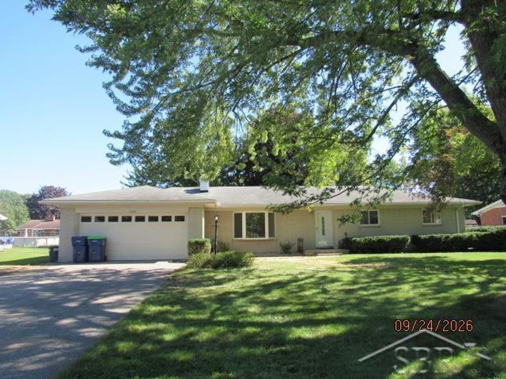 3420 Hemmeter Rd, Saginaw