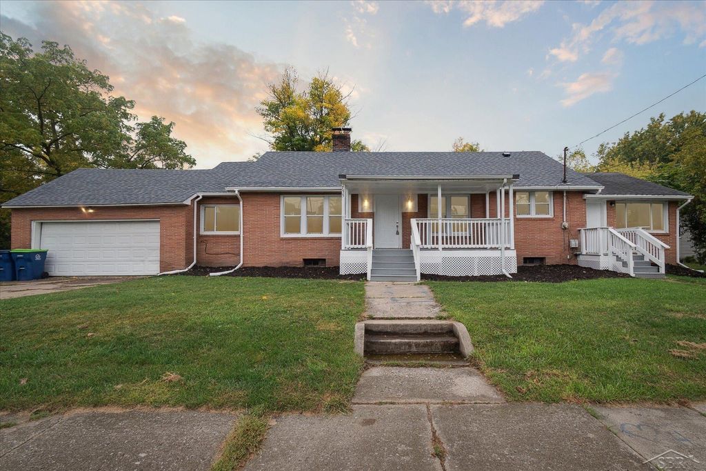 755 Sherman Rd, Carrollton township