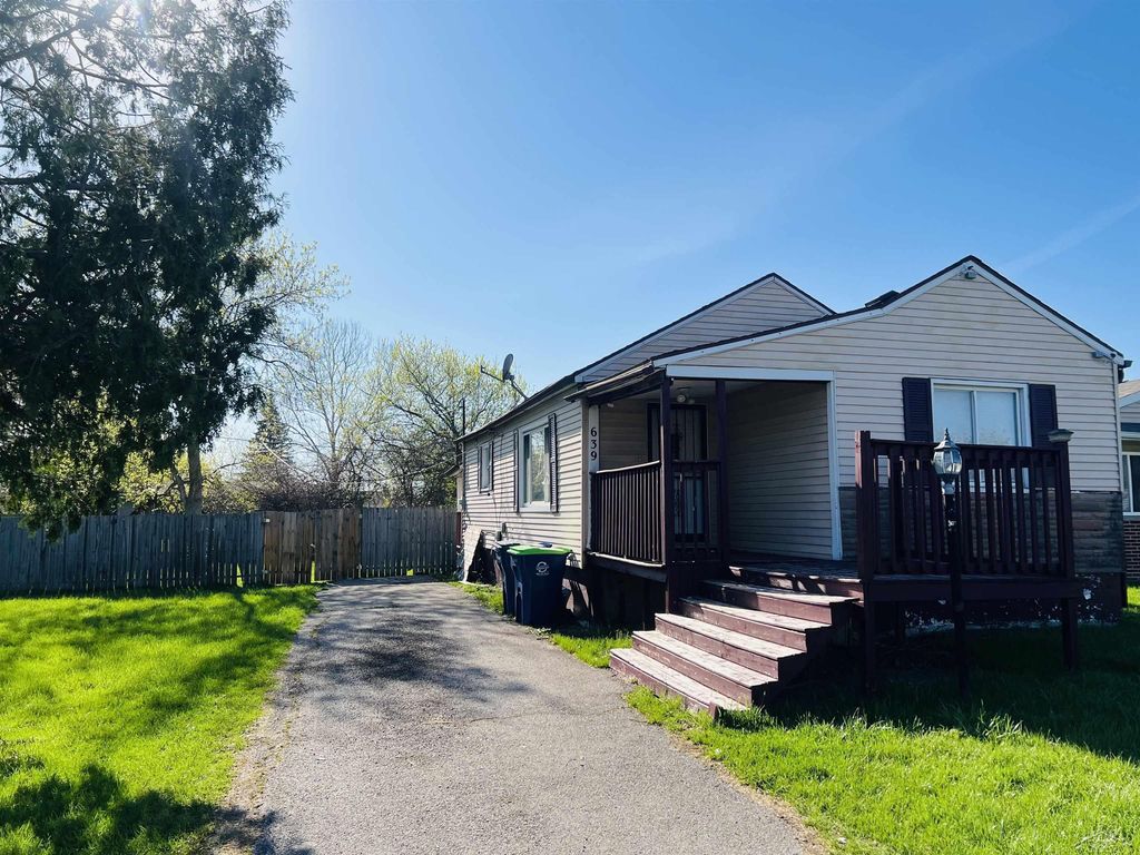 639 S 28th St, Buena Vista charter township