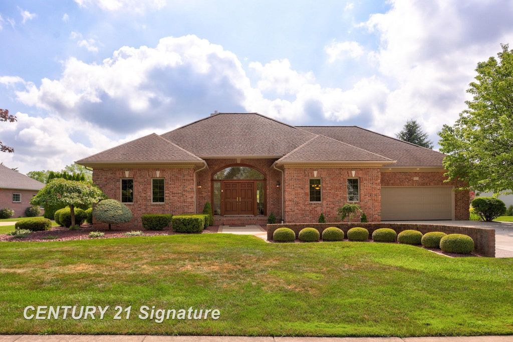 43 Sawmill Creek Trl, Saginaw charter township